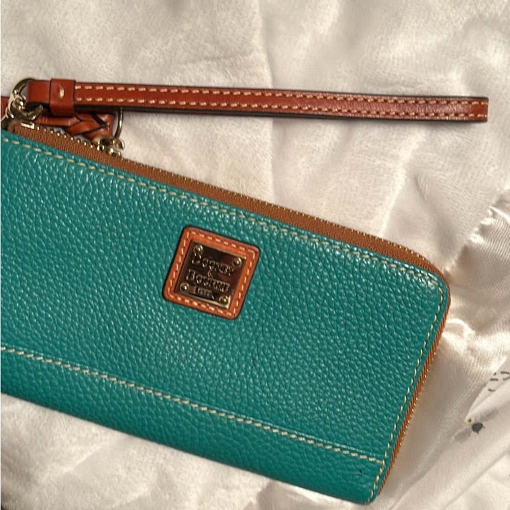Lot Of 9 Designer Wallets Authentic - Picture 3 of 9